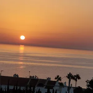 apartment-manilva-hide-away-29691.1costadelsol.com/